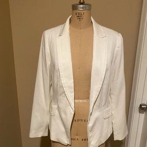 BRAND NEW!! White House Black Market Baguette Blazer Size 14